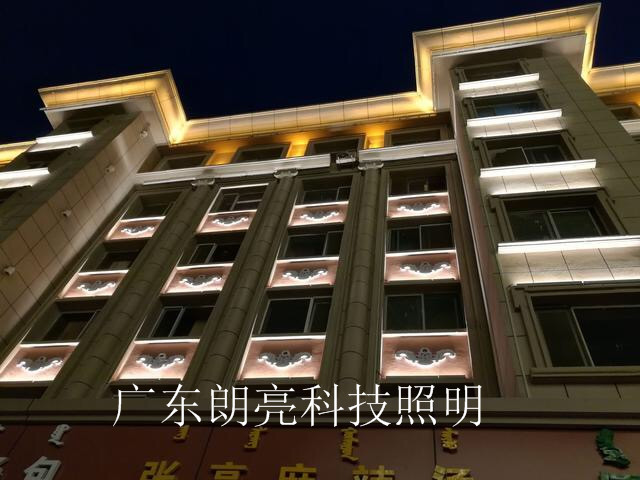广东大发国际官网网站
科技照明--洗墙灯楼体亮化.png